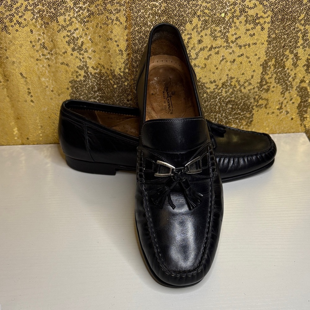 Santoni Italian Black Leather Tassel Loafers Men’s size 10 Made in Italy.